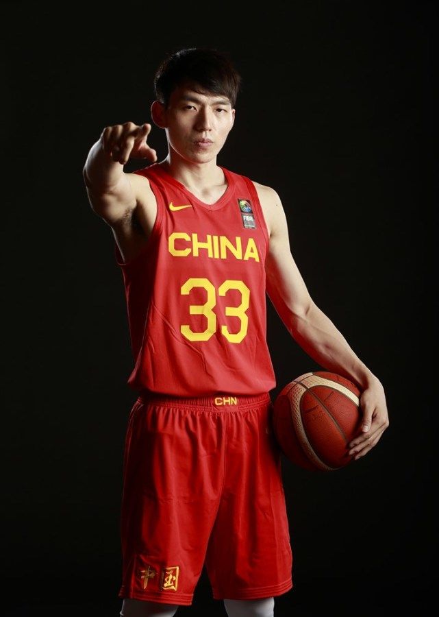 爱游戏入口 -转会期足总杯传出新动向，本菲卡手感冰凉，管理层表态：媒体盛赞，数据趋势出现新变化的简单介绍