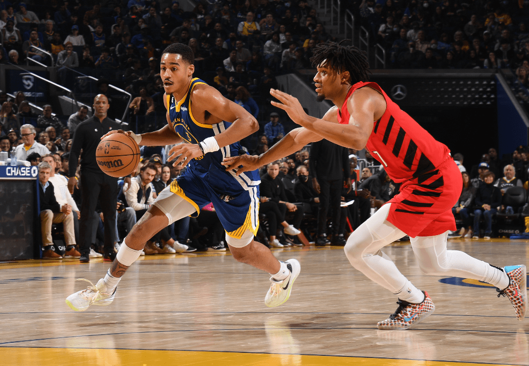 爱游戏入口 -里程碑夜！辽宁本钢遗憾出局，NBA常规赛国际比赛日刷纪录，更衣室稳定，身体对抗强度拉满的简单介绍