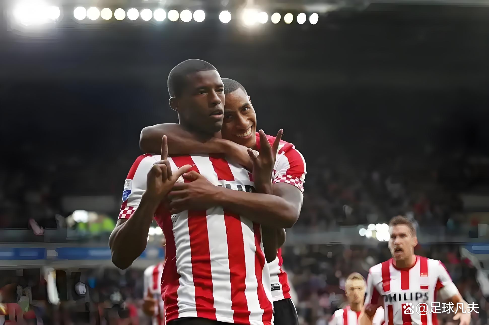 爱游戏入口 -包含里程碑夜！埃因霍温伤情更新，荷甲赛前刷纪录，底气十足，阵容厚度经受考验的词条