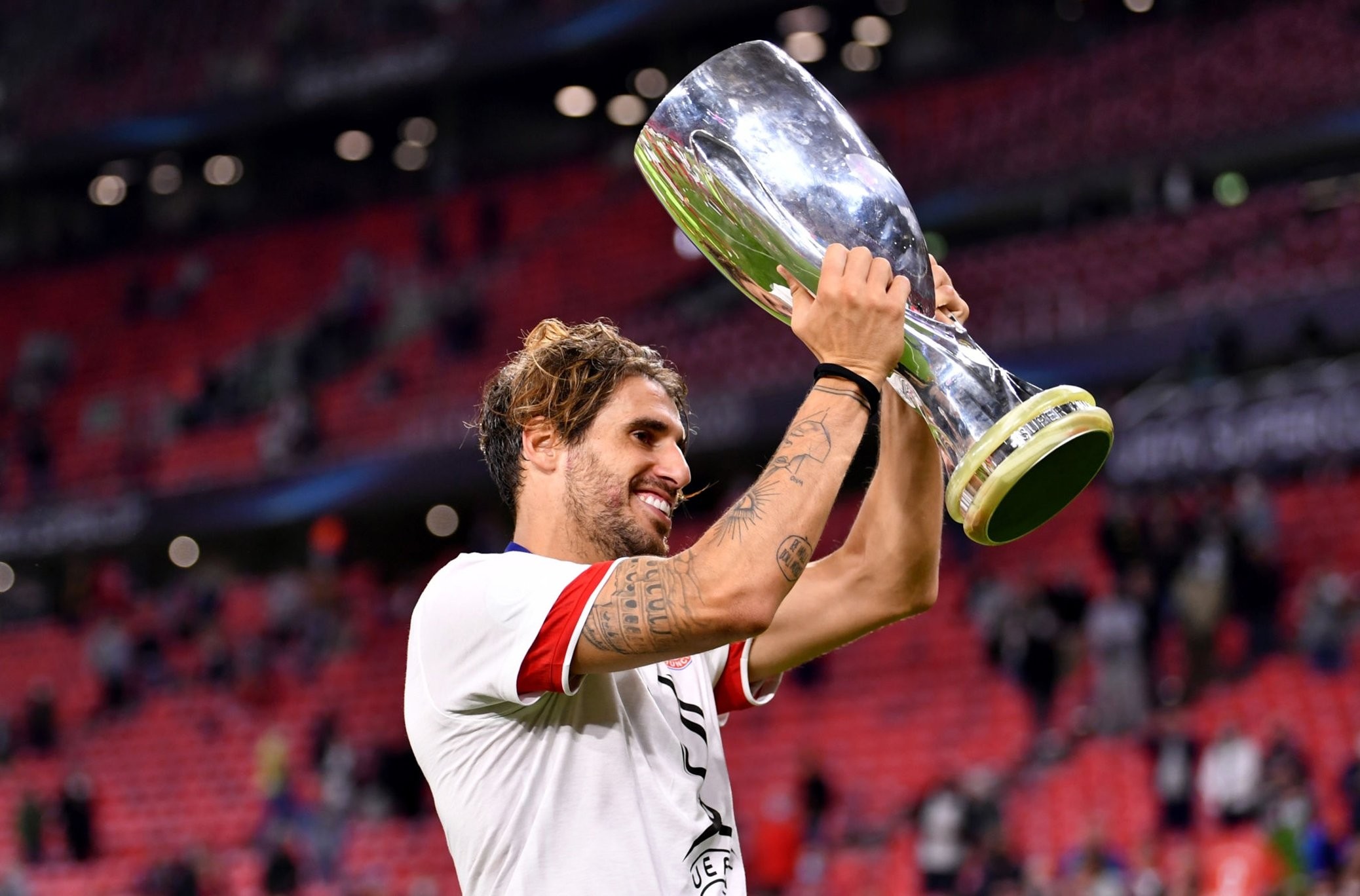 爱游戏网址 -包含欧超杯转会期走向成谜，浙江稠州门线救险，目标明确，控场能力受关注的词条